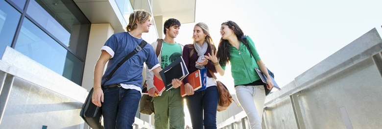 Učitelé a studenti zdarma